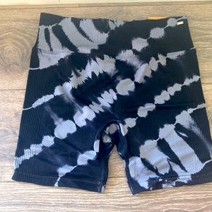 Pink active bike shorts